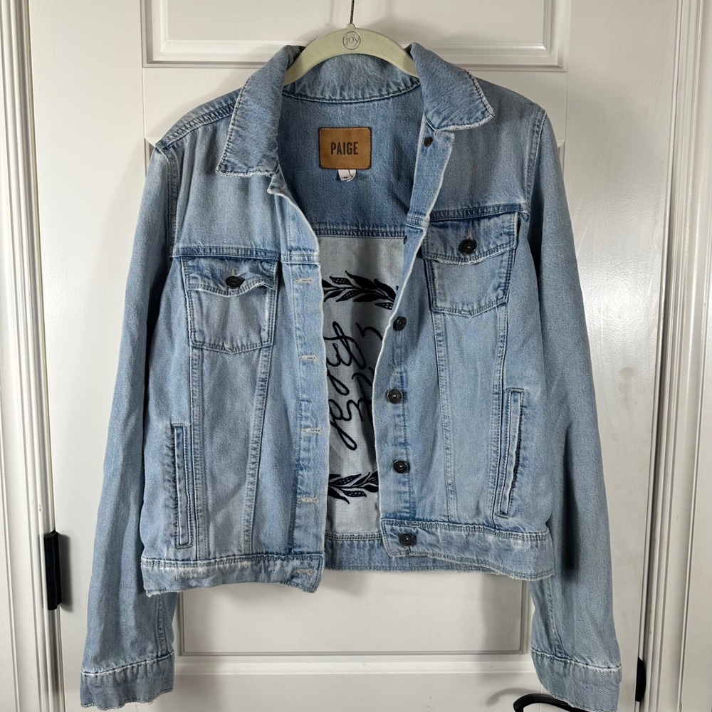 PAIGE City of Angels Embroidered Denim Trucker Jacket Women's Size M Light Wash